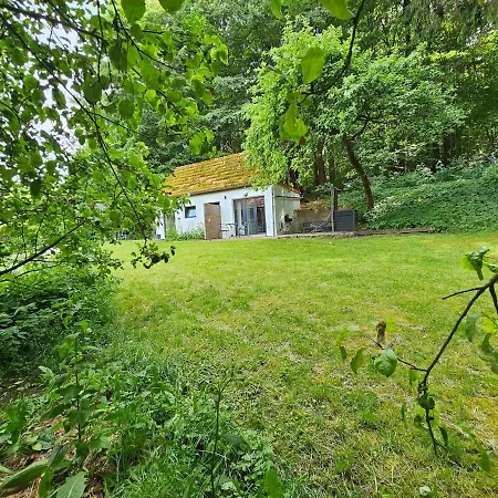 Casa de Férias Tiny House Mit Eigener Sauna Am Waldrand In Der Fraenkischen Schweiz Niederdorla