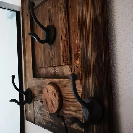 Tiny House Mit Eigener Sauna Am Waldrand In Der Fraenkischen Schweiz بيت للعطل