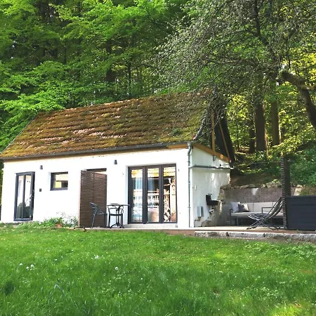 Casa de Férias Tiny House Mit Eigener Sauna Am Waldrand In Der Fraenkischen Schweiz