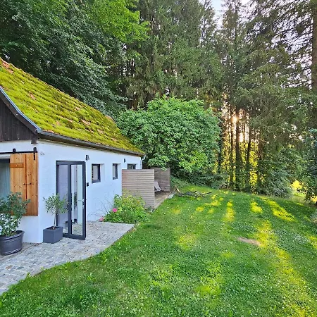 Casa de Férias Tiny House Mit Eigener Sauna Am Waldrand In Der Fraenkischen Schweiz Niederdorla