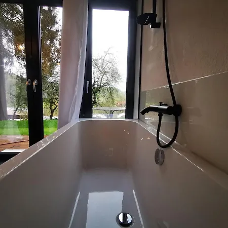 Tiny House Mit Eigener Sauna Am Waldrand In Der Fraenkischen Schweiz Casa de Férias