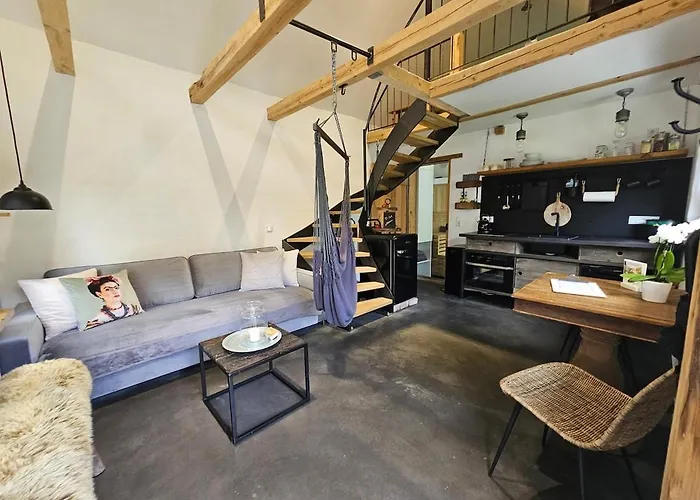 Tiny House Mit Eigener Sauna Am Waldrand In Der Fränkischen Schweiz Niederdorla